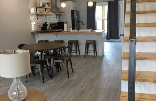 Jonesboro House | The Hotel at Huntington Square