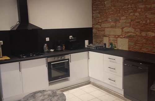 Trevron House | The hotel business