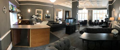 Llandrindod Wells Hotel | The Hotel Commodore