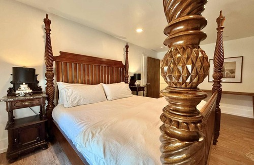 Blanco Hotel | The Hotel Henry