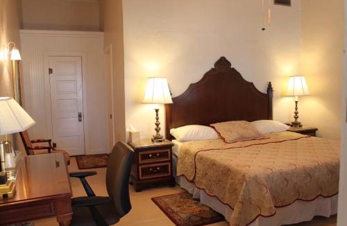 Fort Davis Hotel | The Hotel Limpia