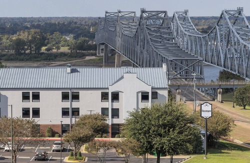 Natchez Hotel | The Hotel Vue
