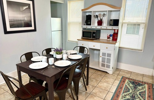 Detroit - Shoreway Apartment | The House Hotels - Huge Ohio City District Home - 5 Minutes from Downtown - W45th1 Upper