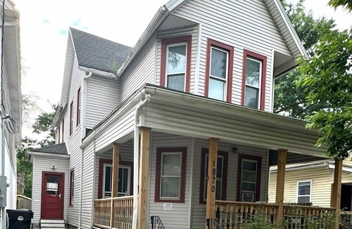 Detroit - Shoreway Apartment | The House Hotels - Huge Ohio City District Home - 5 Minutes from Downtown - W45th1 Upper