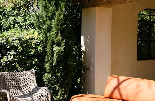 Orange House | The house in the vineyards