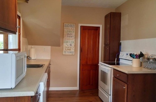 Sylvan Beach House | The House near Sylvan Beach