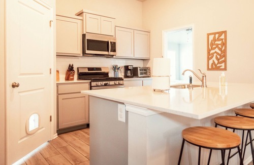 Wheatland House | The House on Crystal Hill