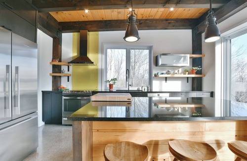 Valcourt House | The house on the maple grove. Private land close to local attractions