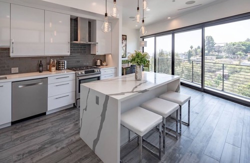 Hollywood Heights House | The House Up in the Hills