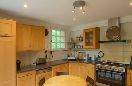 Saint-Cyr-sur-Loire House | The house with 5 nests