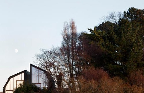 Hamworthy Villa | The Houseboat