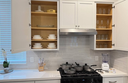 South Main House | The Houston Reston: Serene Retreat near TMC & NRG