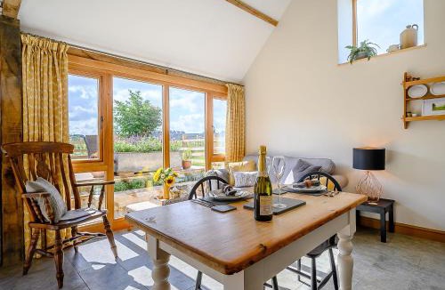 Fenny Compton House | The Hovel