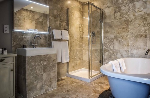 Ilmington Hotel | The Howard Arms