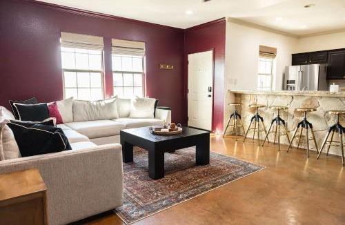 Wellborn House | The Howdy Hangout near Texas A&M and Kyle Field