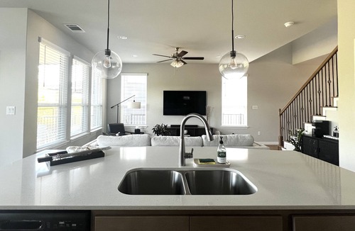 Kyle House | The Howdy House: Modern Western Retreat Near ATX