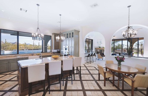Pinnacle Peak House | The Hozho Tranquility Estate