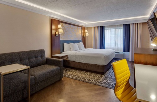 New Providence Hotel | The Hub Murray Hill, BW Premier Collection