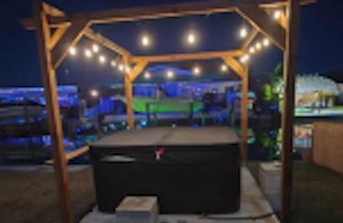 Hudson Beach Estates House | The Hudson Hideout