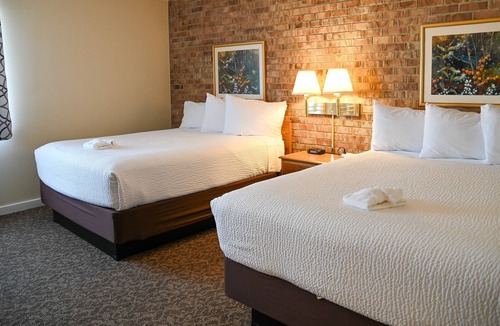 Morris Hotel | The Hudson Inn