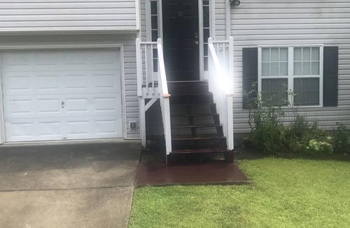 Dallas House | The Hummingbird Seed