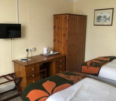 Linslade Hotel | The Hunt Lodge