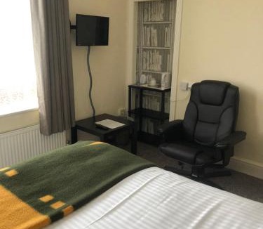 Linslade Hotel | The Hunt Lodge