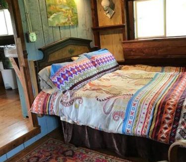 Rochester House | The Hunter Cabin at Sky Hollow