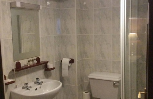 Middlemarsh Hotel | The Hunters Moon