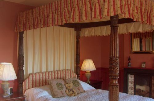 Cameley Hotel | The Hunters Rest Inn