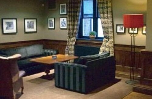 Barrow Upon Soar House | The Hunting Lodge