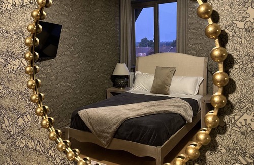 Barrow Upon Soar House | The Hunting Lodge