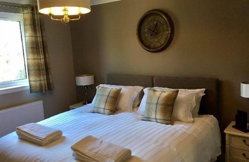 Dumfries Bed & Breakfast | The Huntingdon B&B