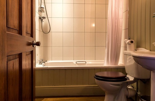 Holmfirth Hotel | The Huntsman Inn