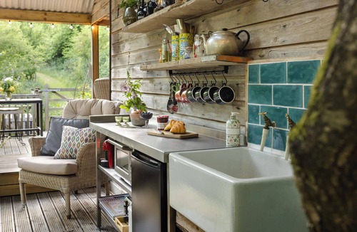 Meathop Apartment | The Hut @Rawsons | Ridgestone