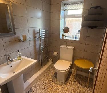 Holcombe Burnell House | The Hutch Devon