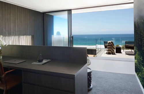 Whale Beach House | The Hutt in Whale Beach