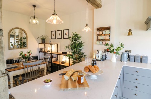 City Centre Cottage | The Hyde