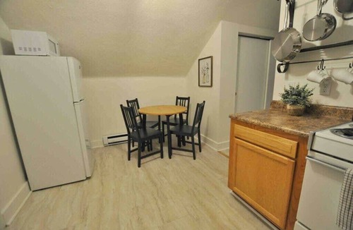 Hyde Park Apartment | The Hyde Park Suite - 2 Beds