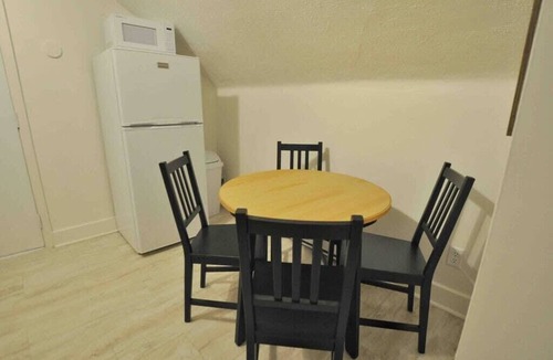 Hyde Park Apartment | The Hyde Park Suite - 2 Beds