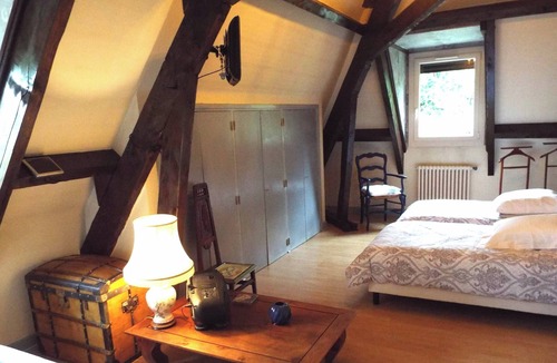 Lourdes House | The Hydrangeas suite - quality services (in the countryside in Lourdes)