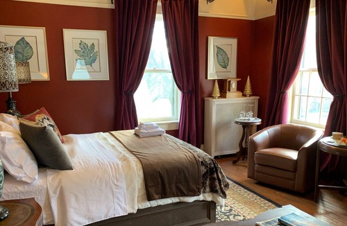 Emporium Hotel | The Hygrade Inn