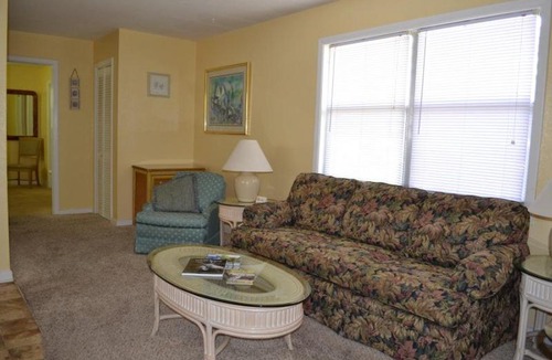 Tradewinds House | The Ibis Cottage