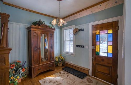 Leadville House | The Ice Palace