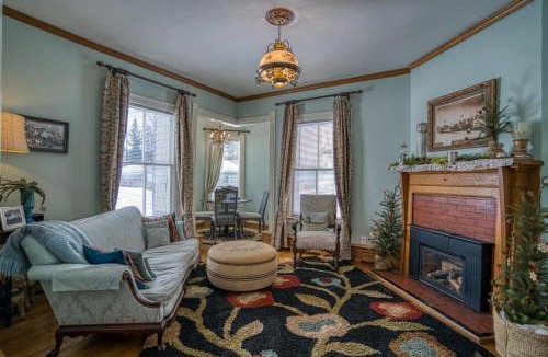 Leadville House | The Ice Palace