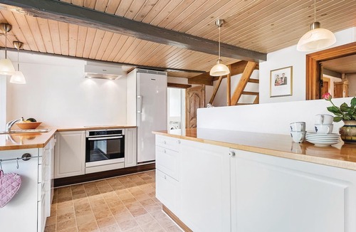 Ballum House | The idyllic farmhouse under thatch.