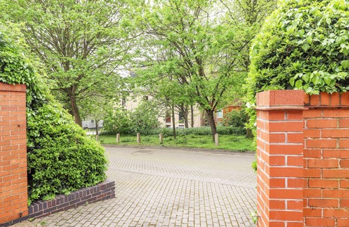 Lincoln Cottage | The Imp's Pad