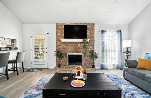 Abilene House | The Inland Tide 3 bedrooms 2 bath Entire home
