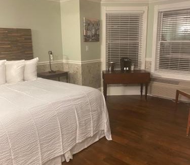 Sutter Creek Bed & Breakfast | The Inn at 161