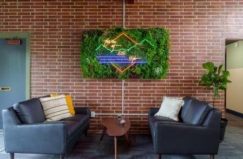 Astoria Hotel | The Inn at 515 15th